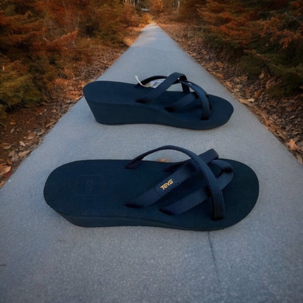 New Teva Mush Mandalyn Wedge OLA 2 Women’s Sandal slightly platform inspired
